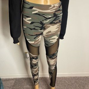 Army leggings with mesh side